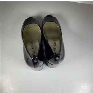 anne klein megan pump